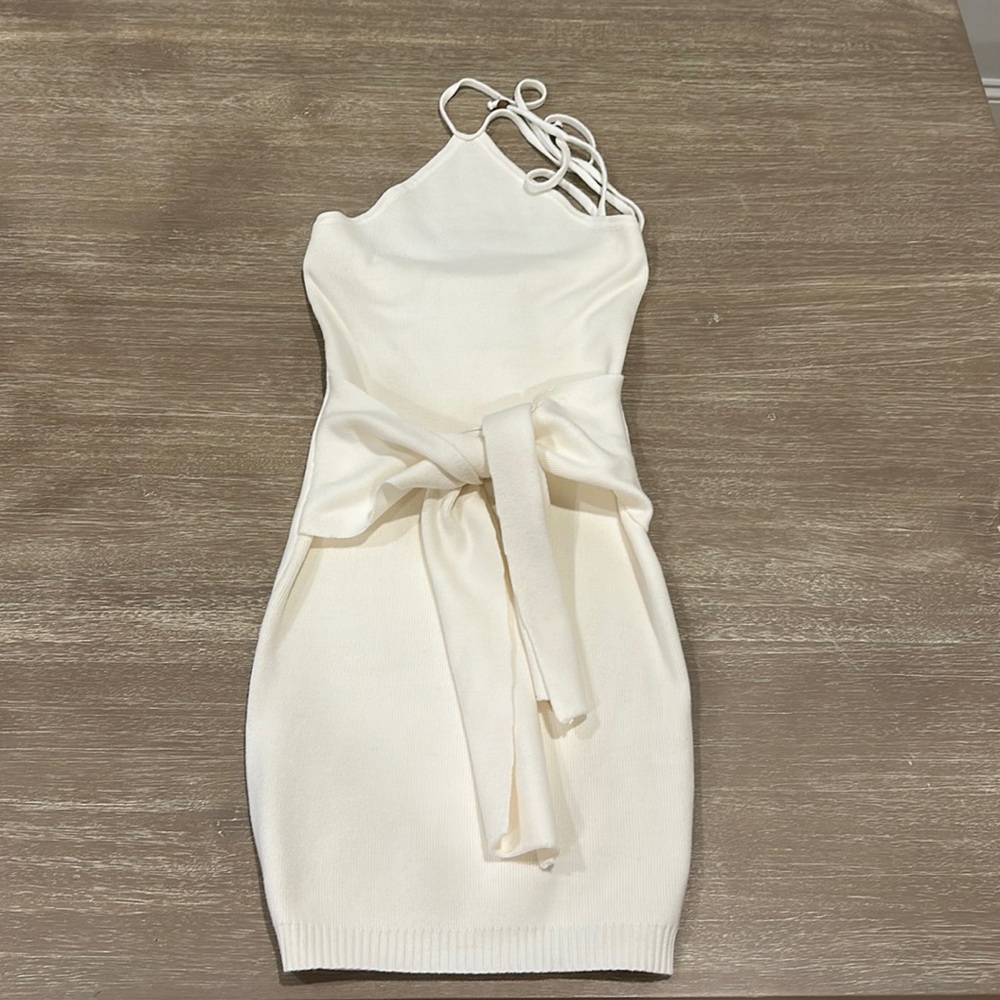 Beautiful halter dress ☀️💗
